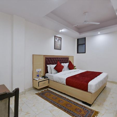 Hotel Hari International - Noida Sector 11 Exterior photo
