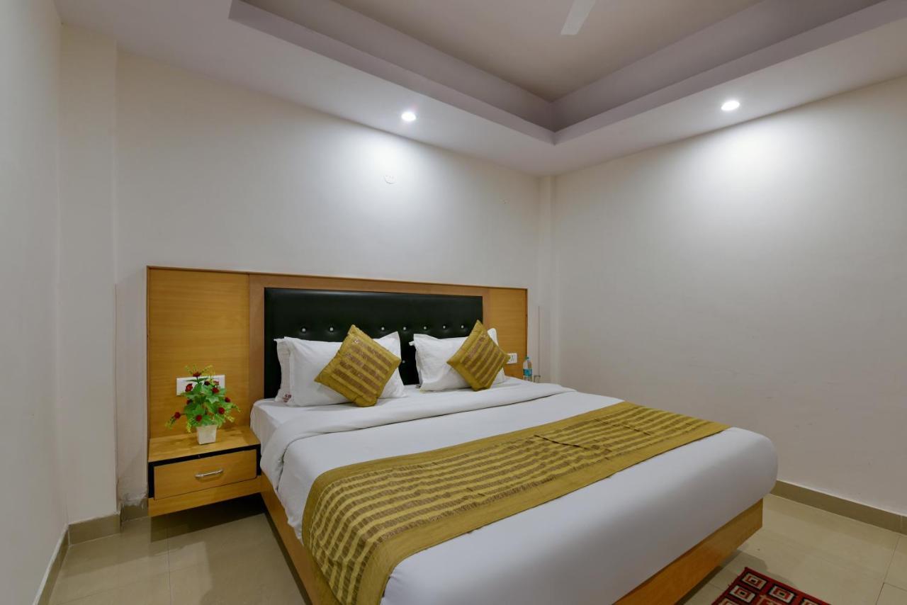 Hotel Hari International - Noida Sector 11 Exterior photo