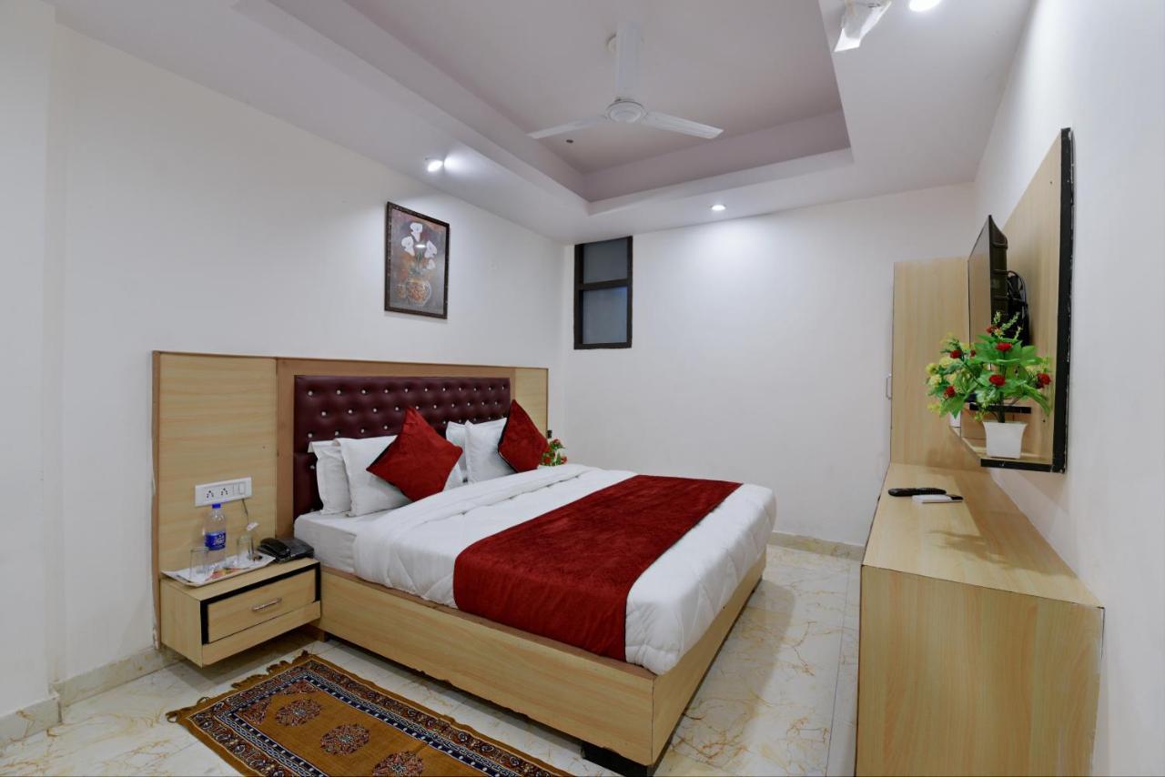 Hotel Hari International - Noida Sector 11 Exterior photo