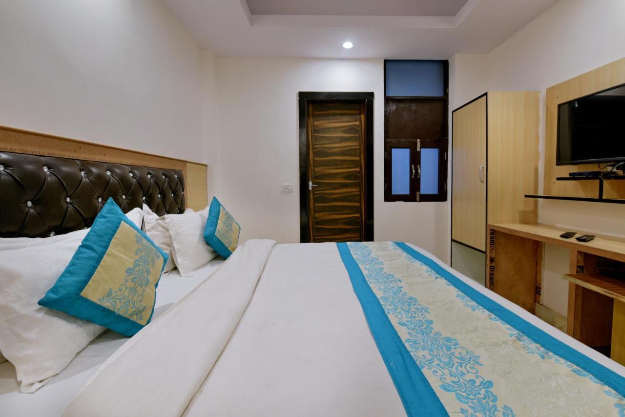 Hotel Hari International - Noida Sector 11 Exterior photo